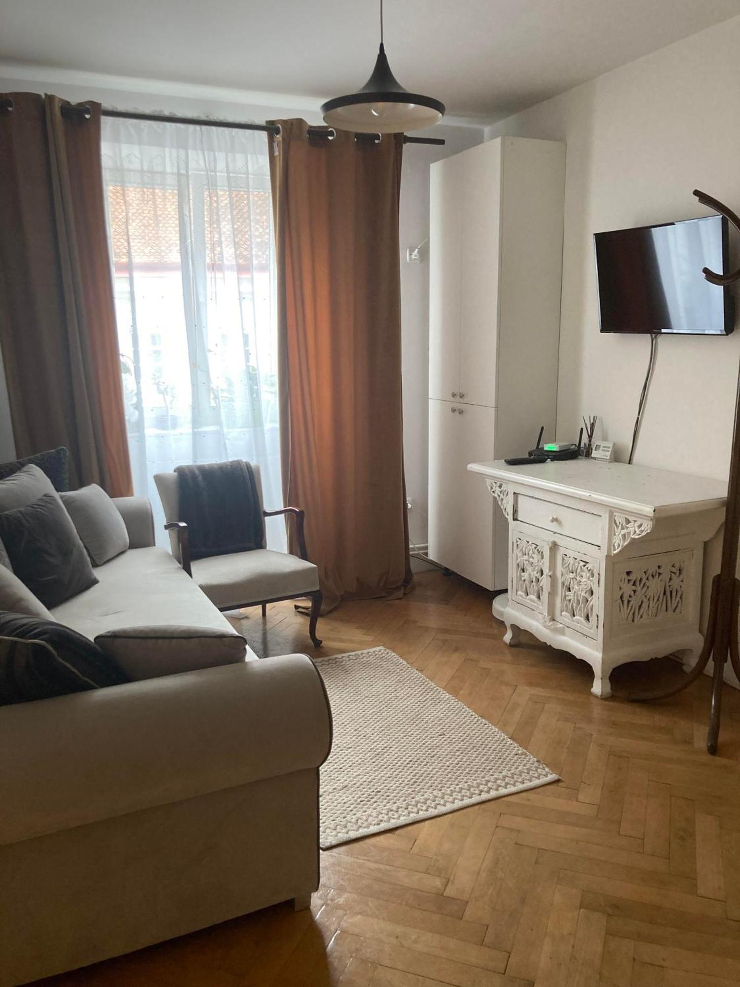 Valentina'S Apartment In City Center Braşov Eksteriør bilde